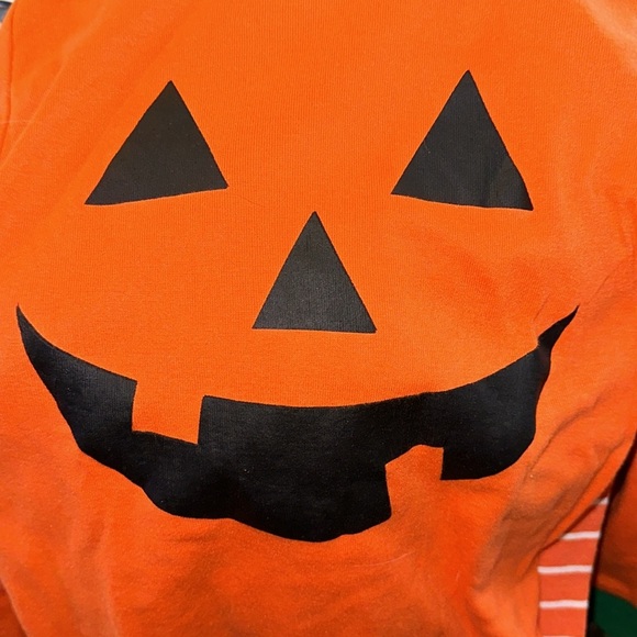 HALLOWEEN 2-pc Sleep Set Unisex Pajamas M(7/8) - Picture 3 of 8